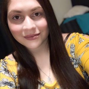 Meet your Posher, Christina